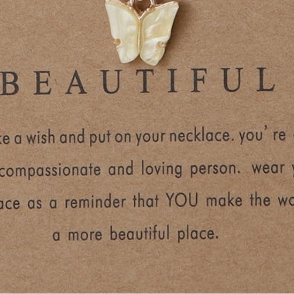 Sparkle in Style with Our Necklace! HIMIWAY Trendy Pendant necklace - Picture 4 of 6